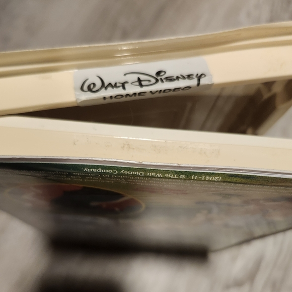 The Fox and the Hound VHS Black Diamond Walt Disney Classic - Picture 5 of 6